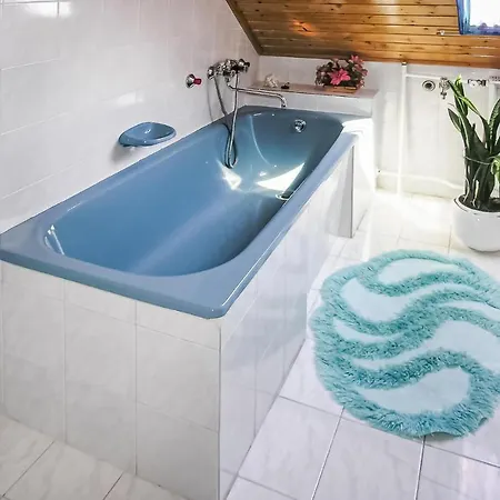 Three-bedroom In Apartment